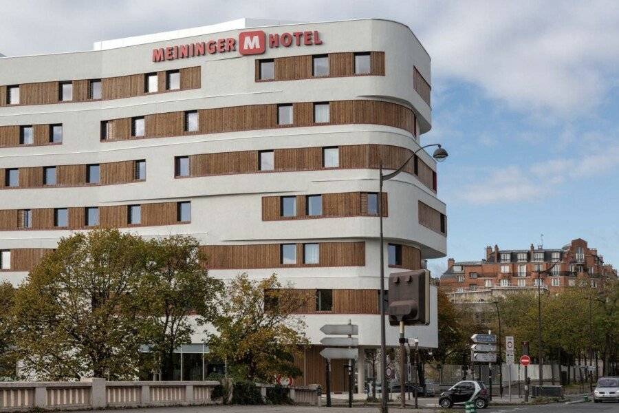 MEININGER Hotel Paris Porte de Vincennes facade