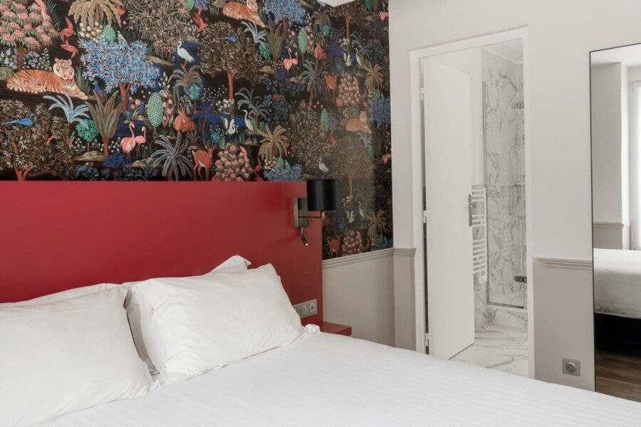 Hôtel 31 - Tour Eiffel hotel bedroom