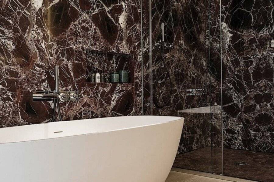 Fendi Private Suites - Small Luxury Hotels of the World bathtub