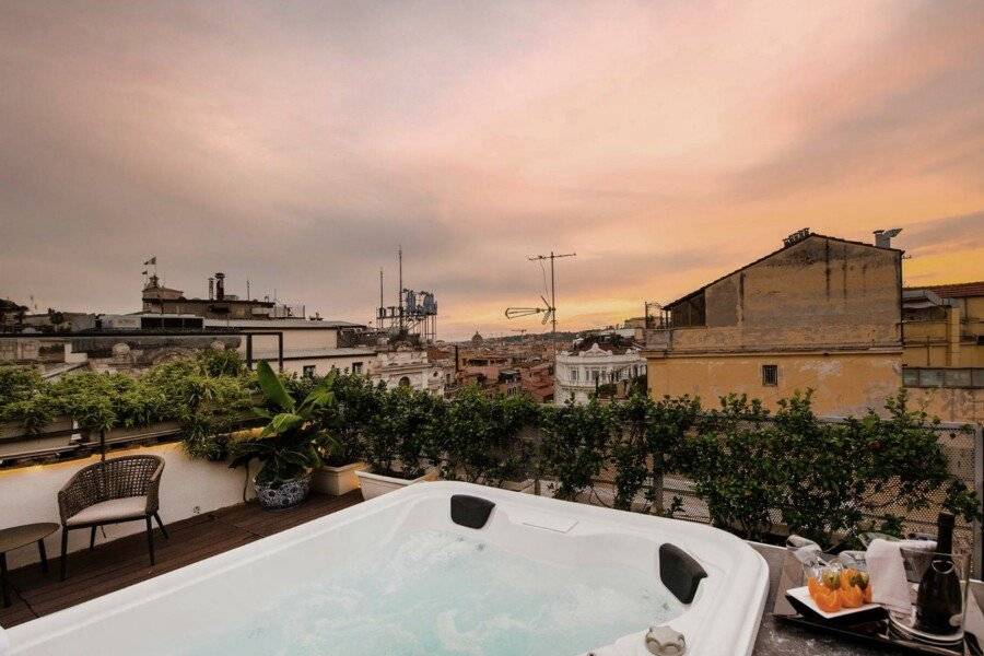 Hotel 87 eighty-seven - Maison d'Art Collection rooftop pool,jacuzzi,ocean view