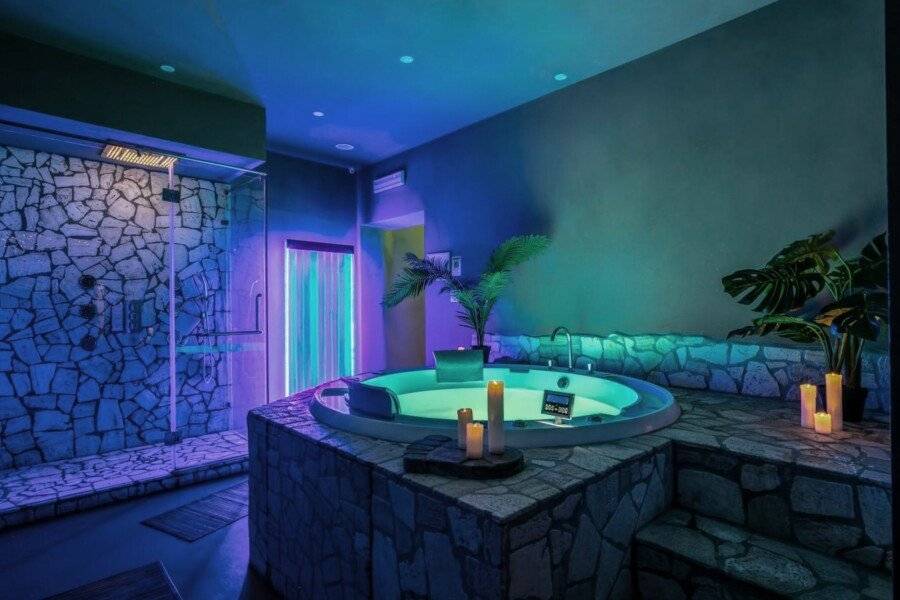 Hotel 87 eighty-seven - Maison d'Art Collection spa,jacuzzi