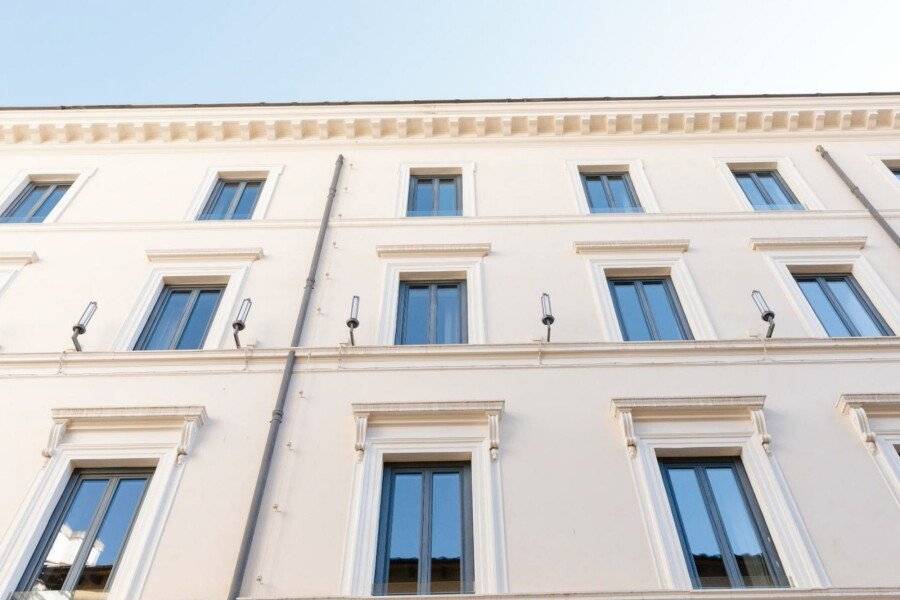 Sonder Barberini facade