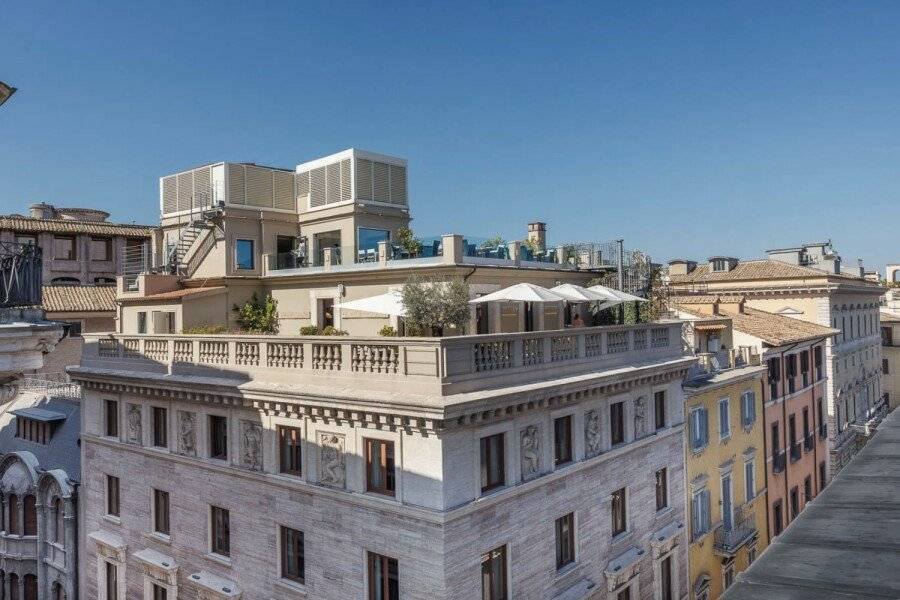 Singer Palace Hotel Roma facade