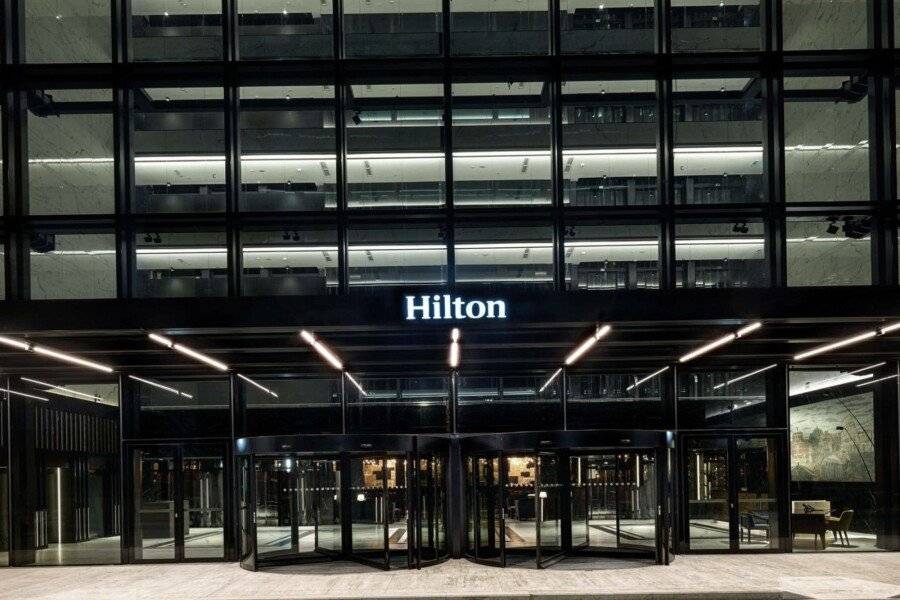 Hilton Eur La Lama facade