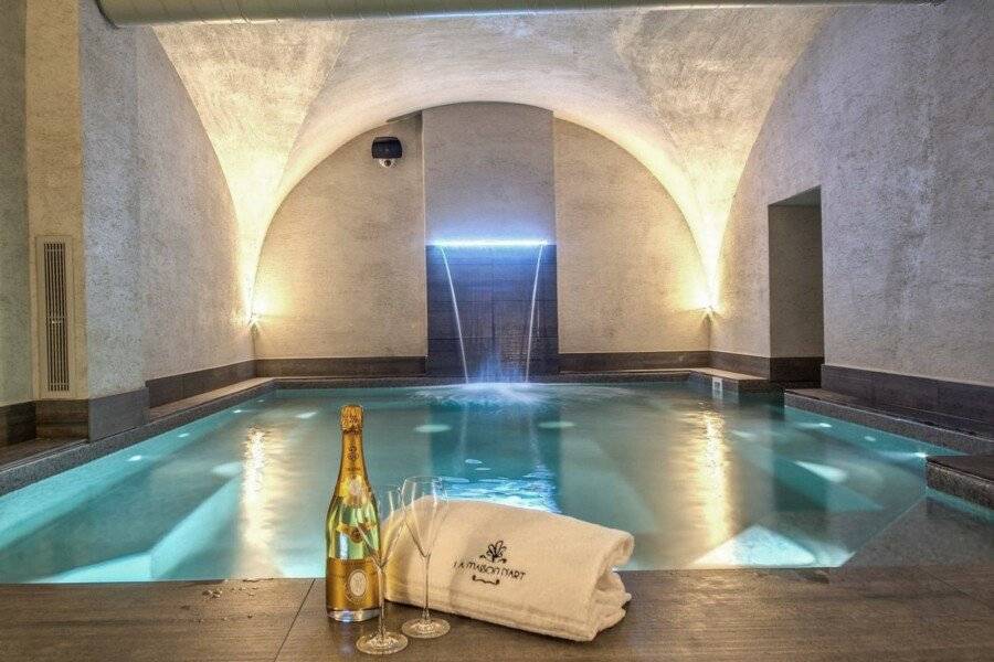 Hotel 77 Seventy-Seven - Maison D'Art Collection spa, indoor pool