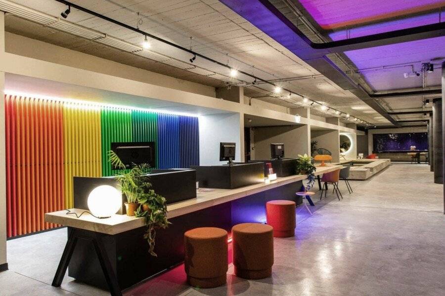 Ibis Styles Roma Aurelia lobby