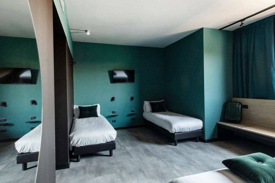 Ibis Styles Roma Aurelia hotel bedroom