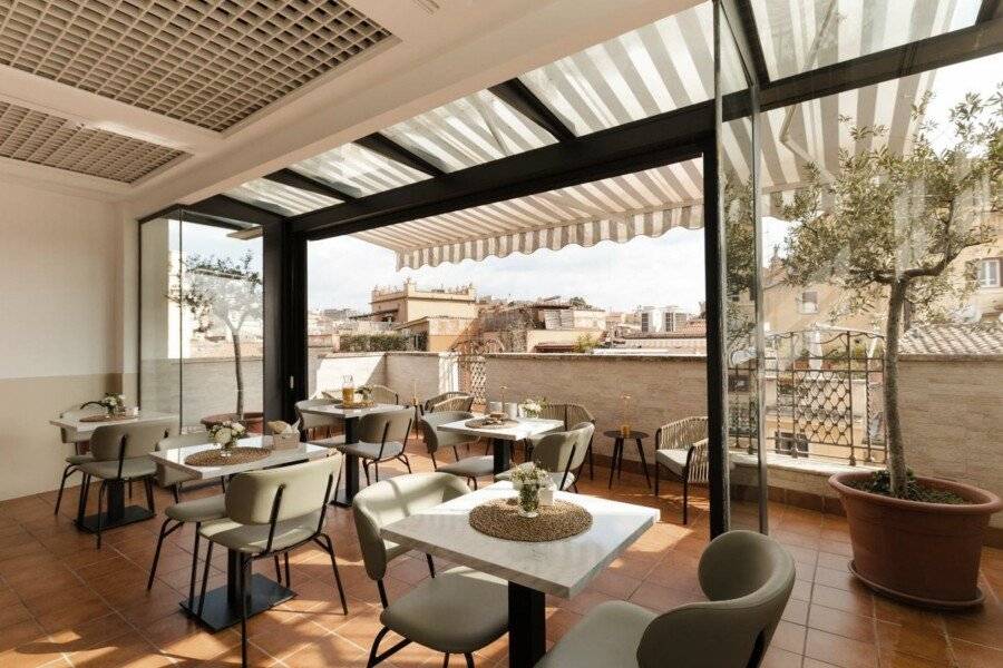 Sonder Piazza di Spagna restaurant, balcony, ocean view