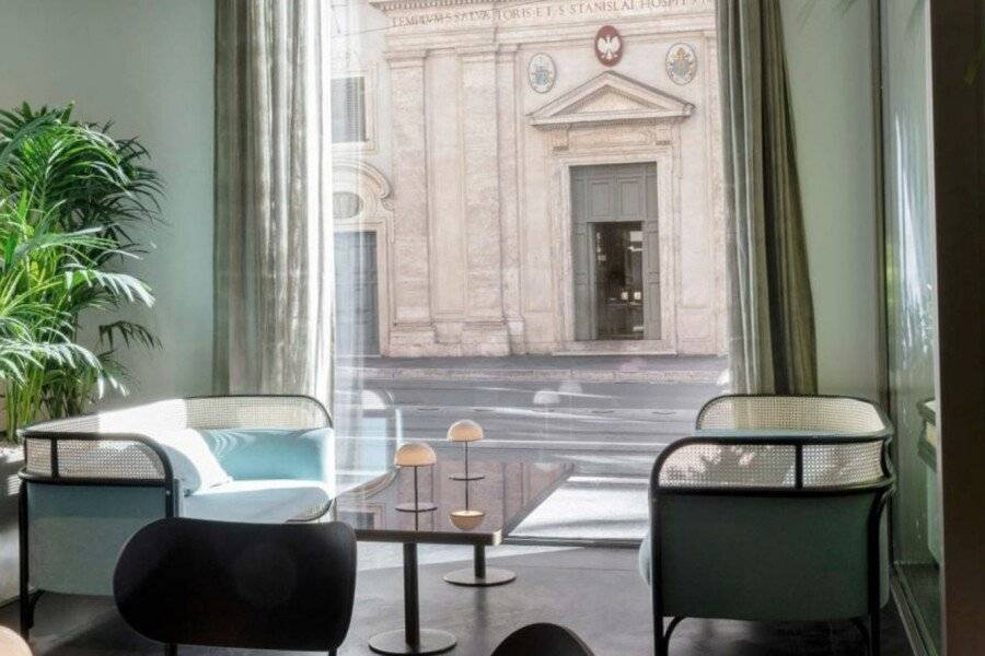 Radisson Collection Hotel, Roma Antica lobby,