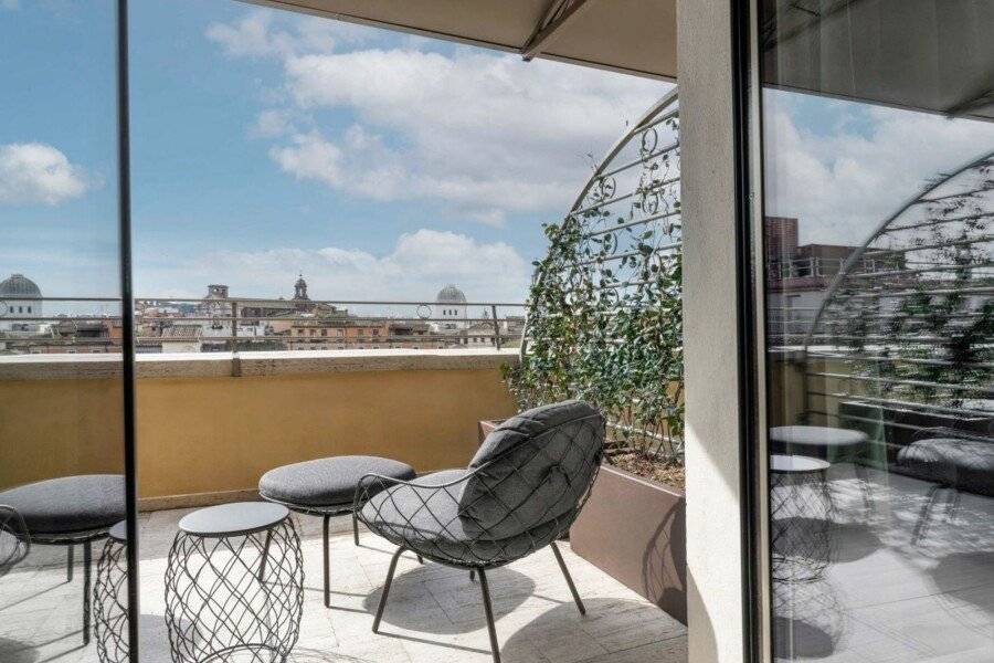 Radisson Collection Hotel, Roma Antica balcony,ocean view