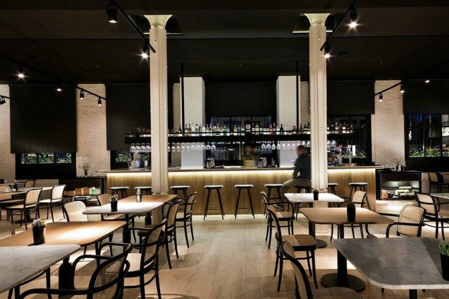 Yurbban Passage Hotel & Spa restaurant,bar