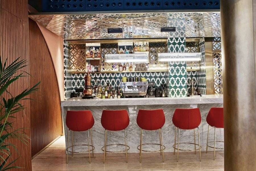 Kimpton Vividora Hotel, an IHG Hotel bar