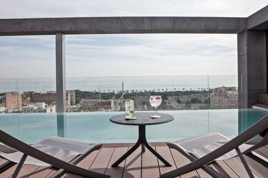 Acta Voraport infinity pool,ocean view