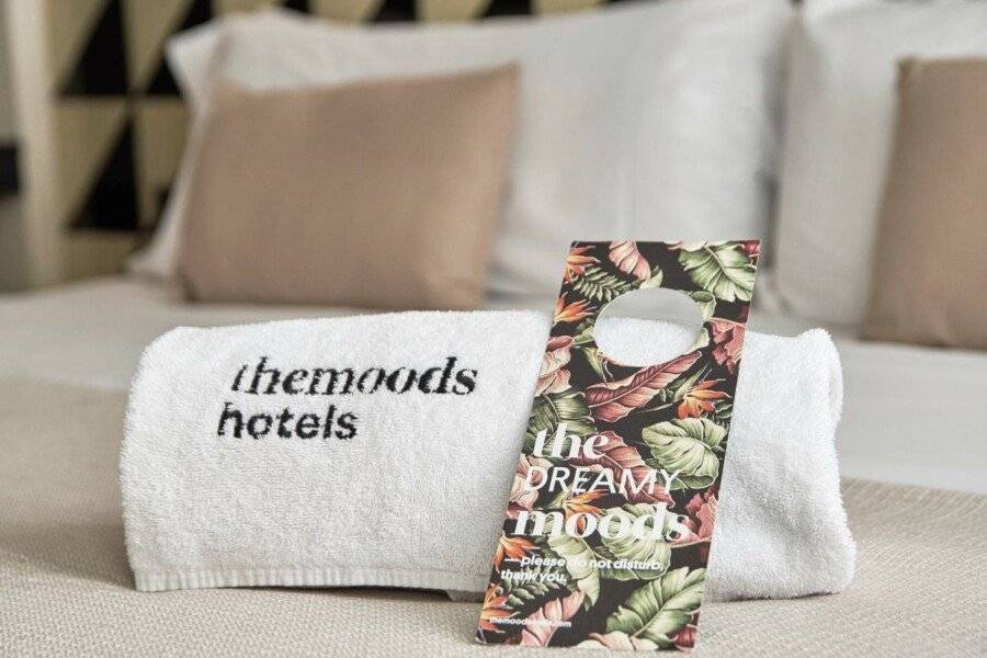 The Moods Oasis hotel bedroom