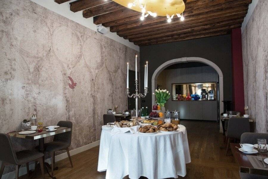 Riva del Vin BOUTIQUE HOTEL restaurant, breakfast