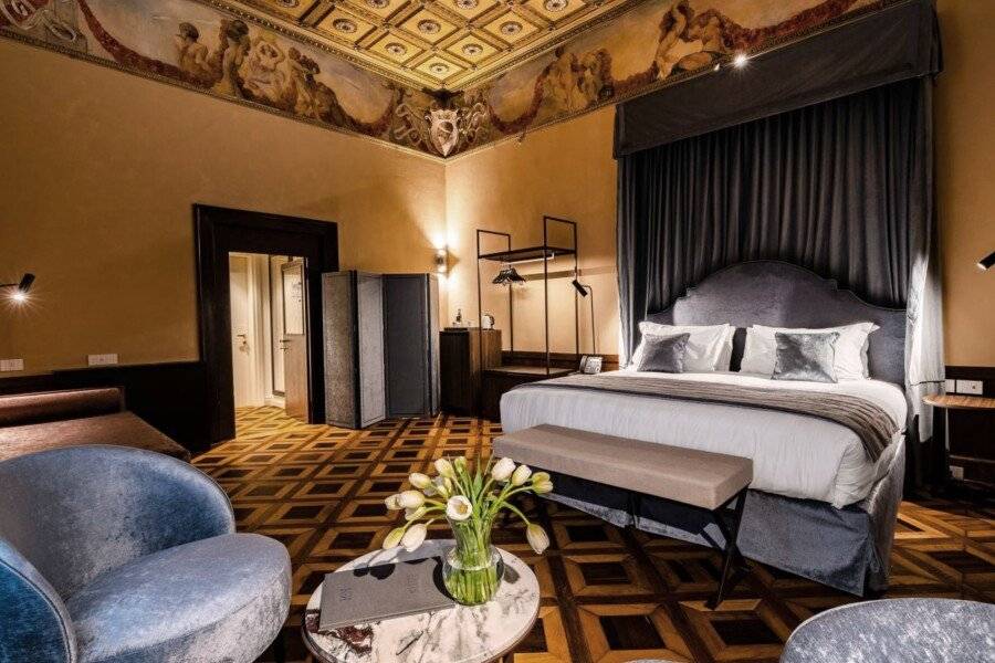 Palazzo Keller hotel bedroom