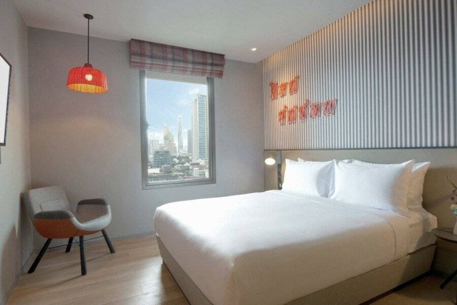 ibis Styles Sukhumvit 4 hotel bedroom,ocean view