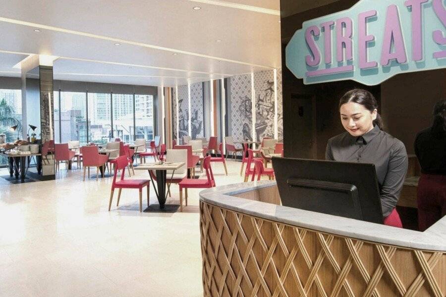 ibis Styles Sukhumvit 4 restaurant,bar,lobby,front desk