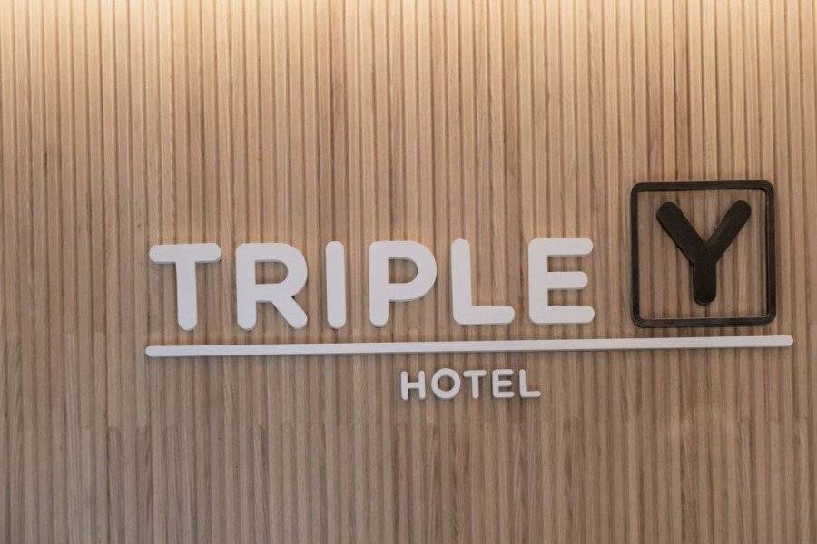 Triple Y Hotel 