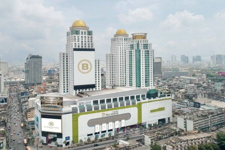 The Berkeley Hotel Pratunam - SHA Extra Plus 