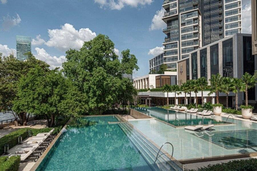 Four Seasons Hotel Bangkok at Chao Phraya River outdoor pool,spa,garden