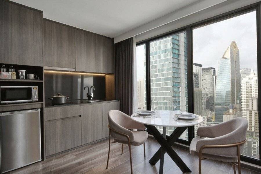 Sindhorn Midtown Hotel kitchen