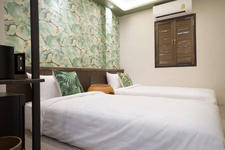 FOODOTEL hotel bedroom