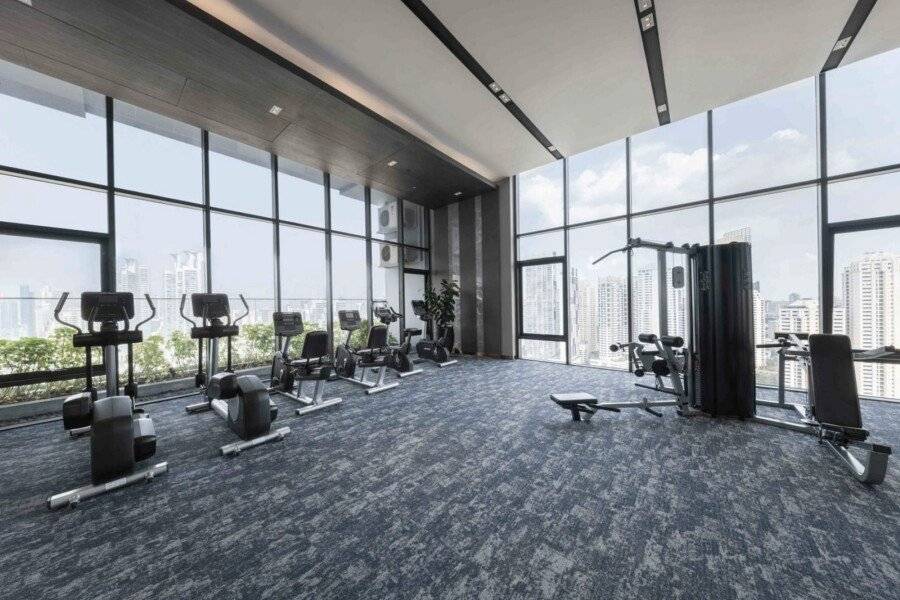 Wyndham Queen Convention Centre fitness centre