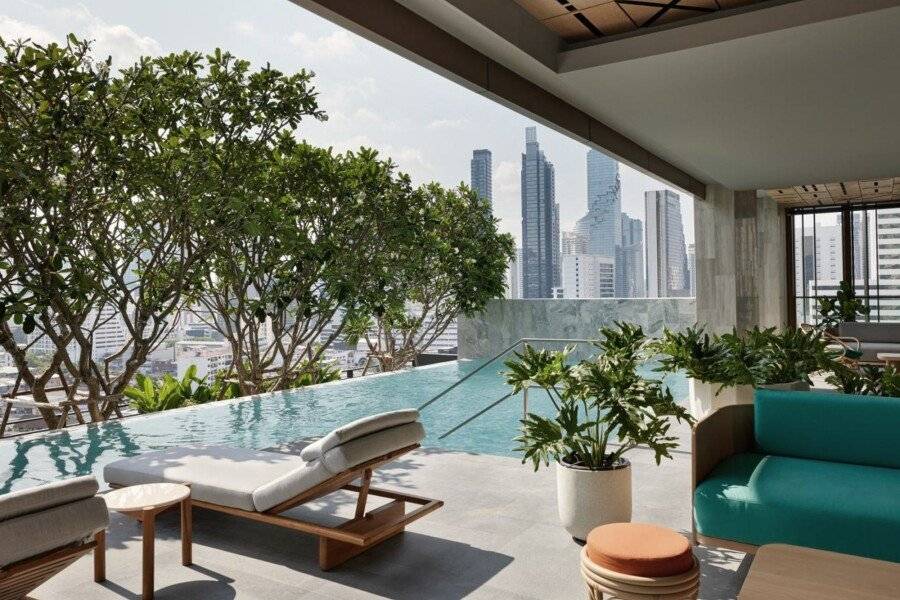 dusitD2 Samyan Bangkok rooftop pool,ocean view