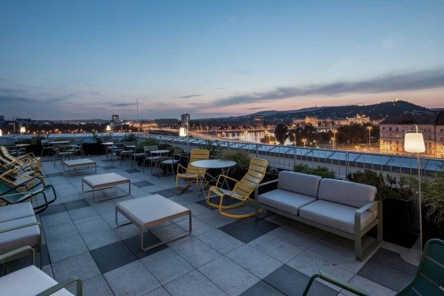 B&B Hotel Budapest City rooftop pool, balcony, ocean view