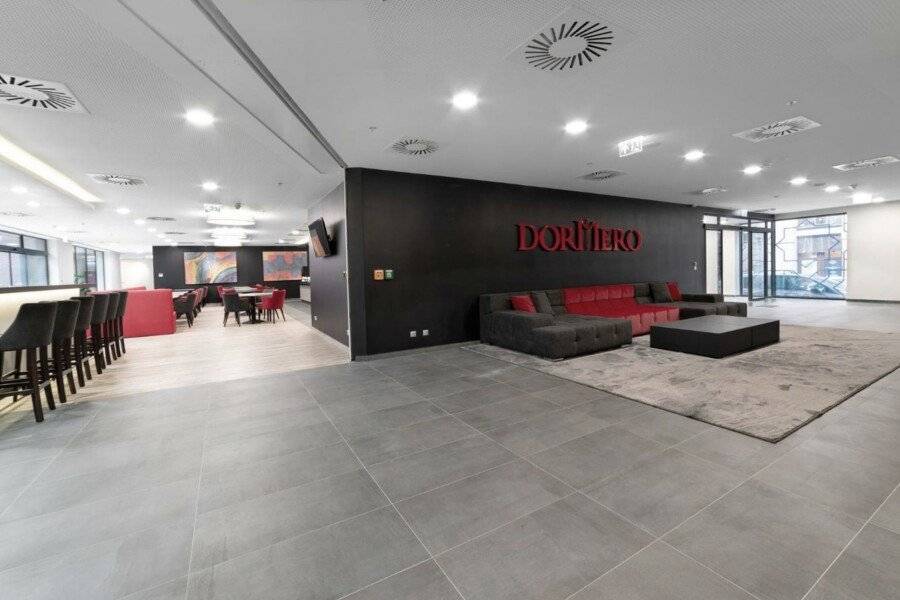 Dormero Hotel lobby