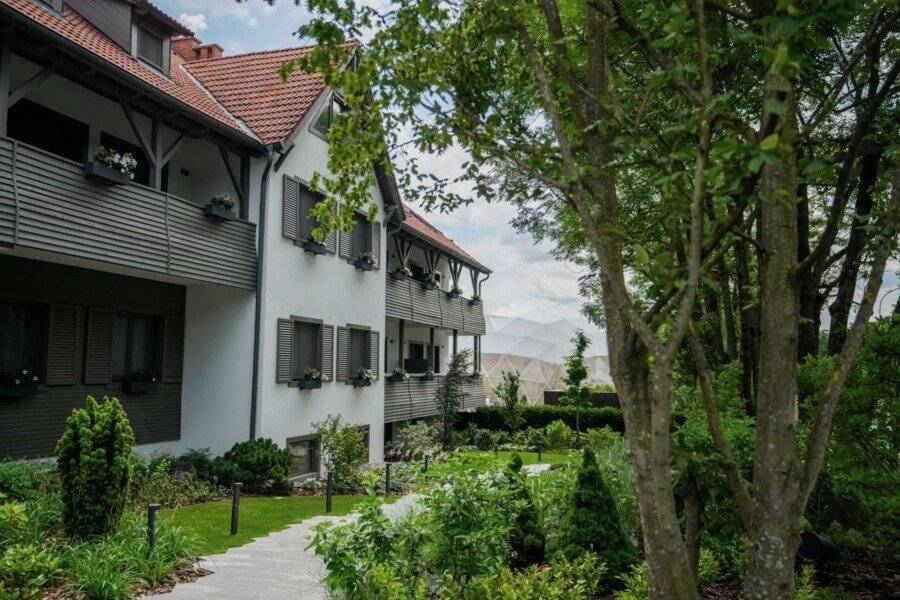 Normafa Hotel facade,garden