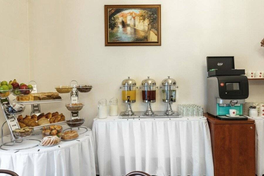 Hotel Libero breakfast