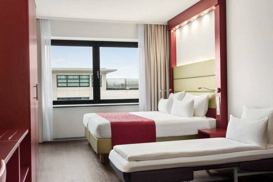 Amedia Amsterdam Airport, Trademark Collection by Wyndham hotel bedroom