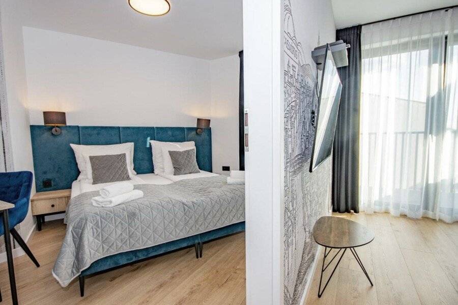 InPoint Apartments G15 near Old Town & Kazimierz hotel bedroom