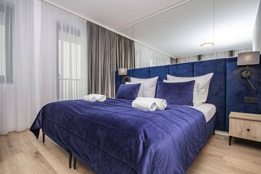 InPoint Apartments G15 near Old Town & Kazimierz hotel bedroom