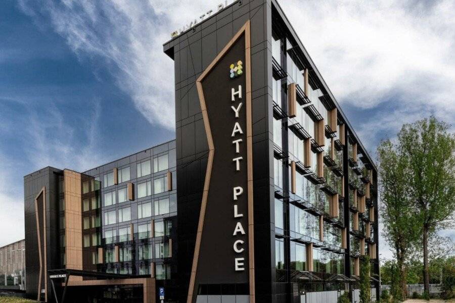 Hyatt Place Krakow facade