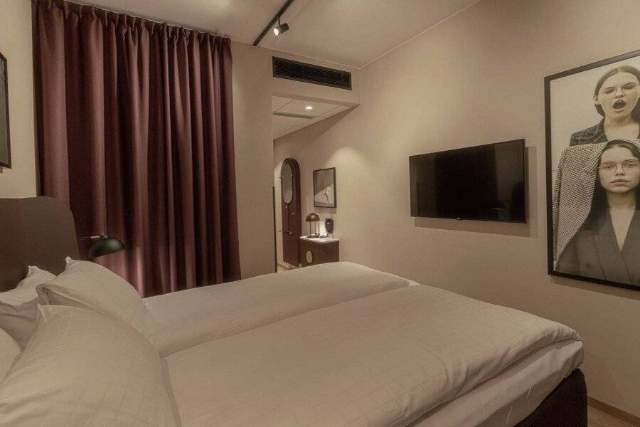 Scandic Landvetter hotel bedroom