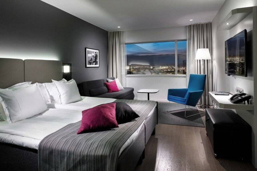 Gothia Towers & Upper House hotel bedroom