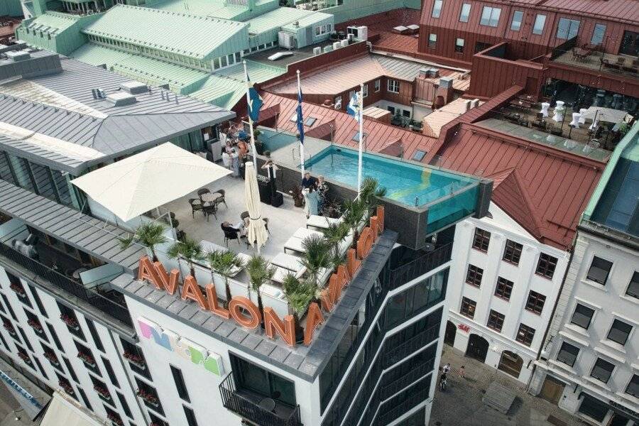 Avalon Hotel facade,rooftop pool