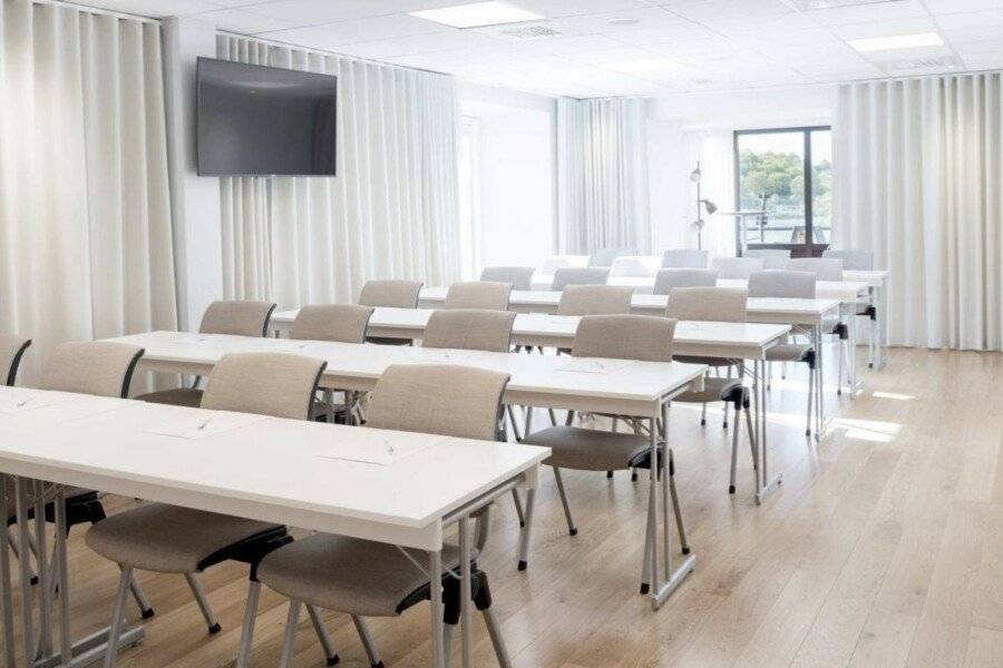 Quality Hotel Waterfront conference room,meeting room