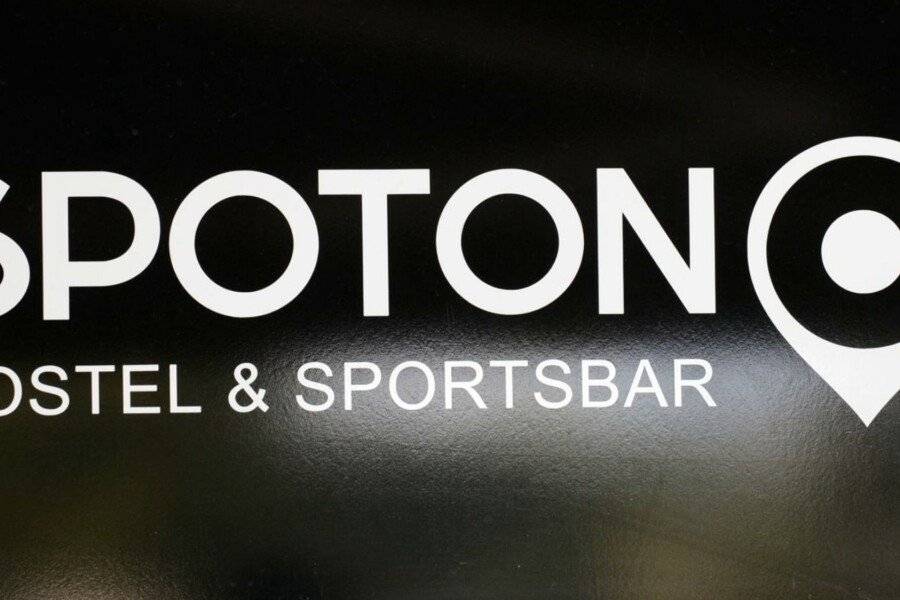 Spoton Hostel & Sportsbar 