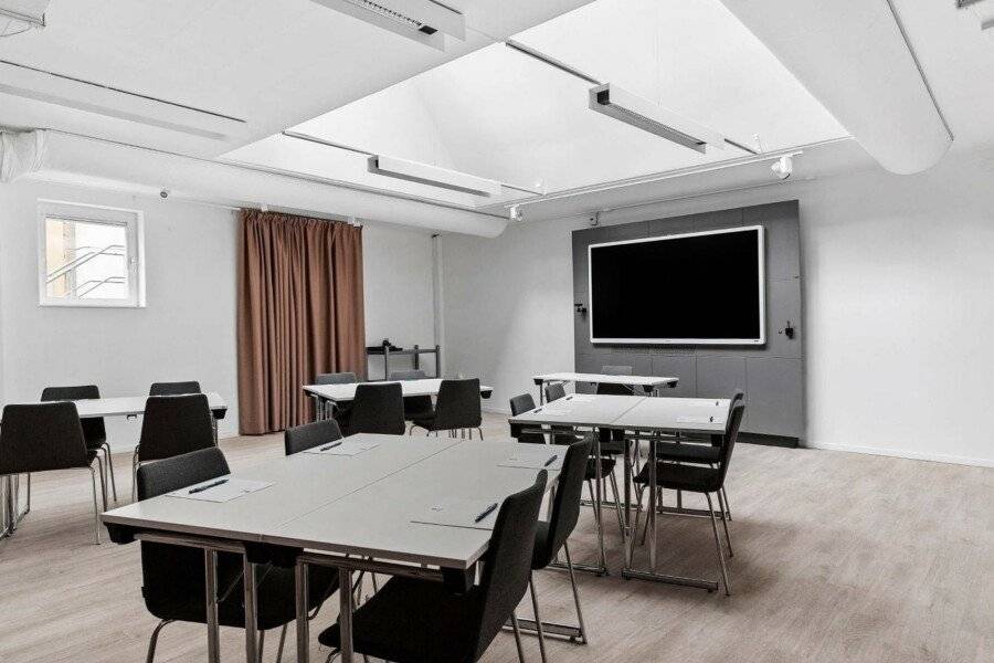 Best Western Kom Hotel conference room,meeting room