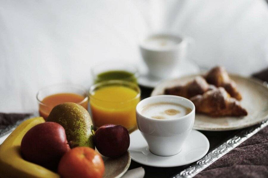 Clarion Hotel breakfast