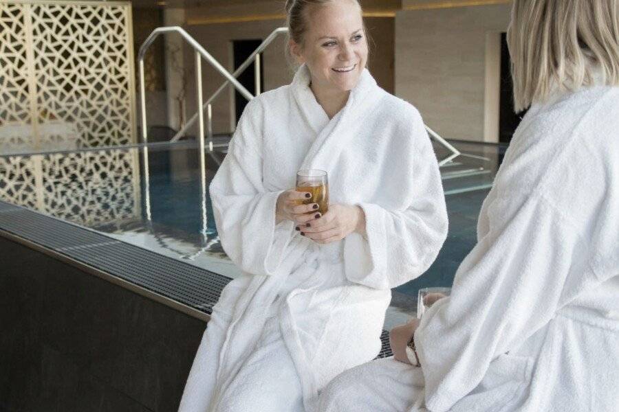 Clarion Hotel spa