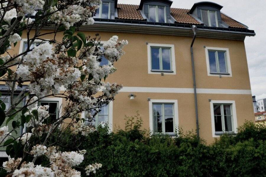 Maude´s Hotel Enskede , facade