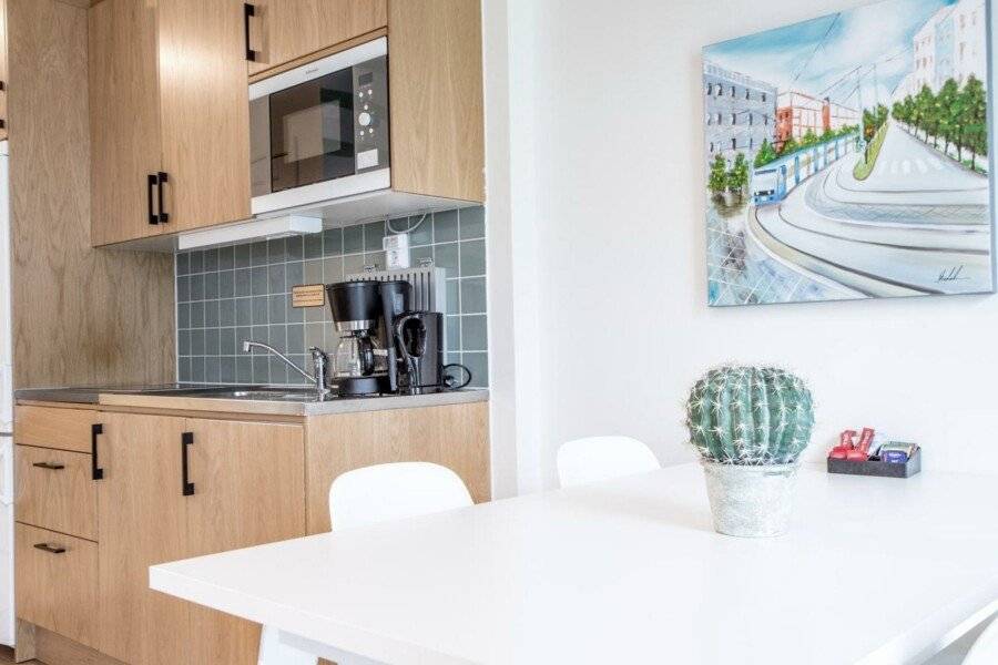 ApartDirect Hammarby Sjöstad kitchen