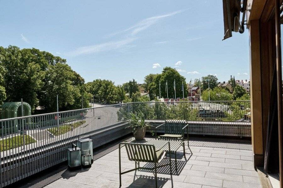 Backstage Hotel balcony,garden,ocean view