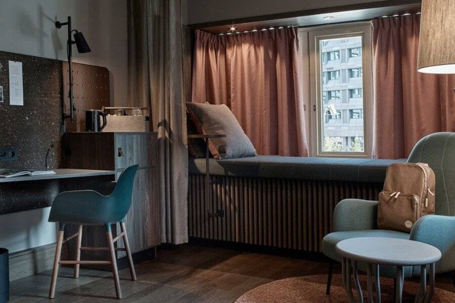 Downtown Camper by Scandic hotel bedroom