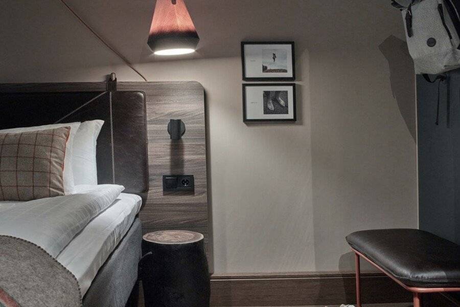 Downtown Camper by Scandic hotel bedroom